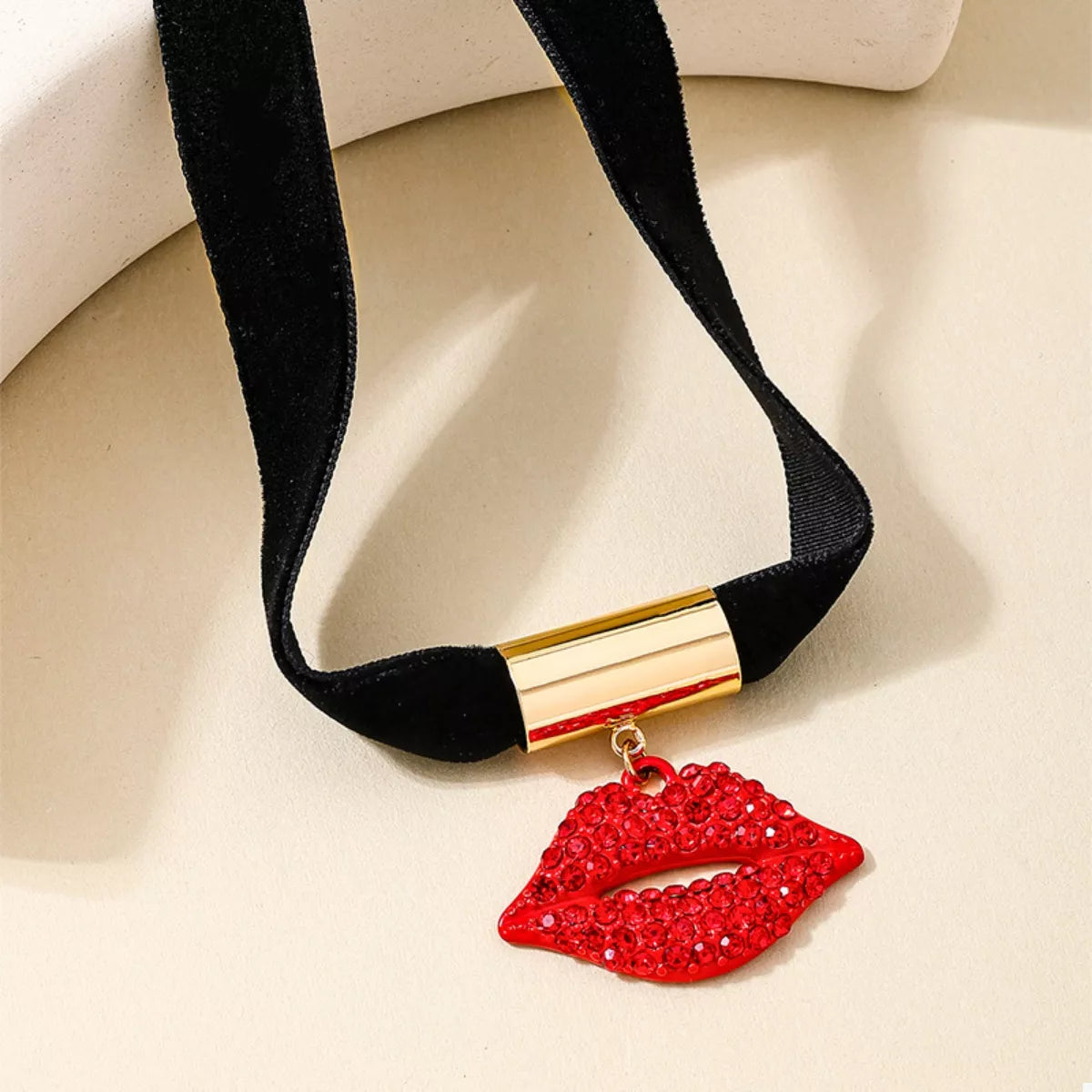 Rhinestone Lip Earrings and Necklace Jewelry Set -