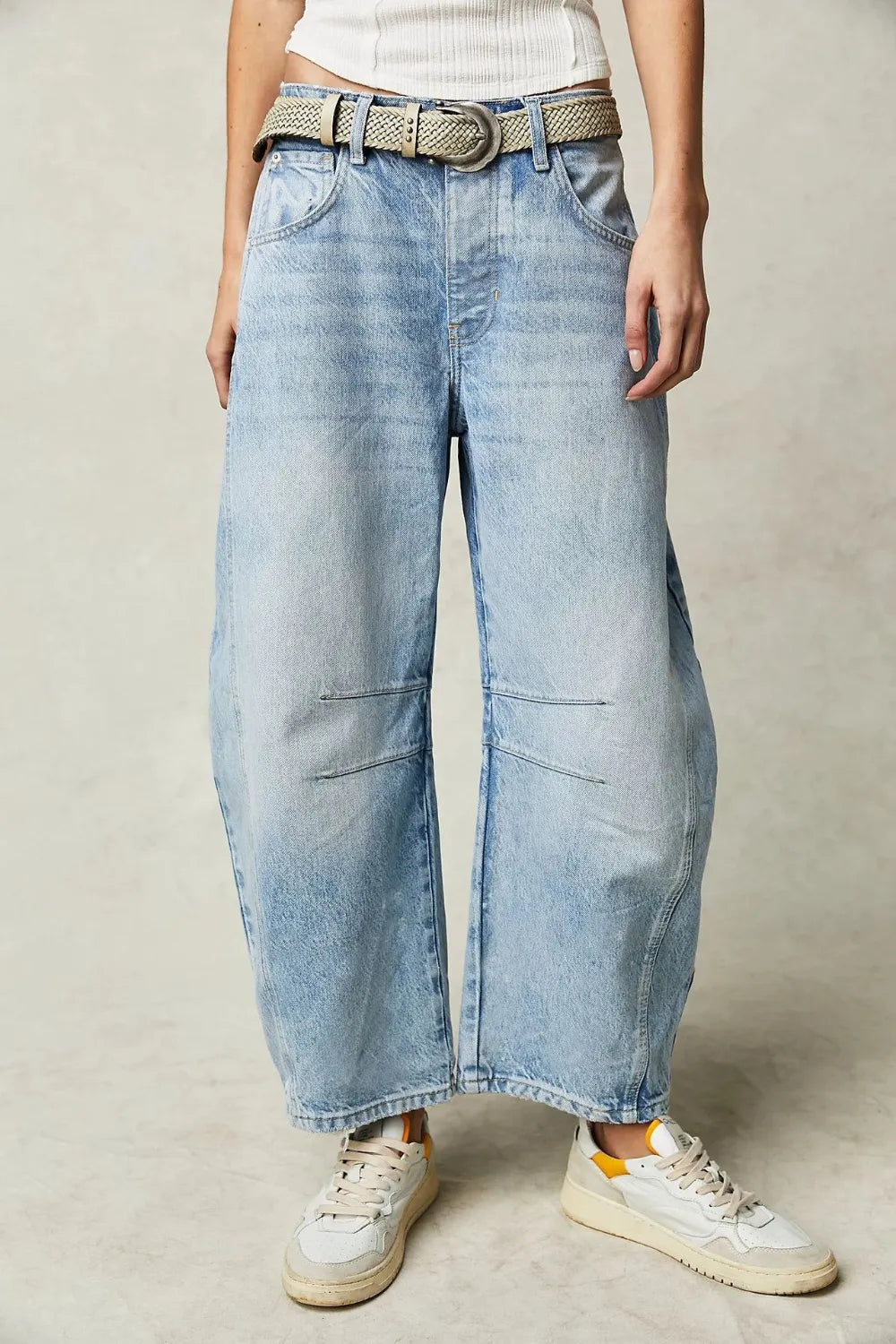 Wide Leg Jeans - Light Blue