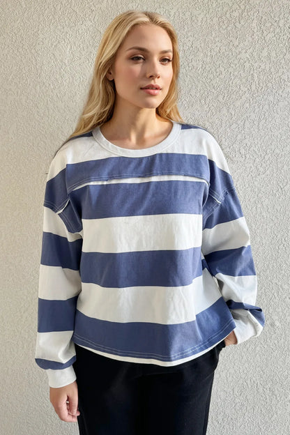 Exposed Seam Contrast Striped Round Neck T-Shirt -
