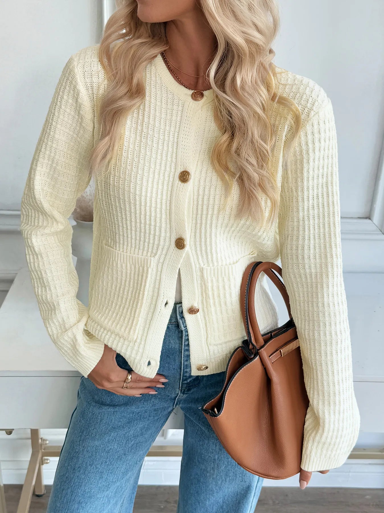 Button-Up Long Sleeve Cardigan - Off White