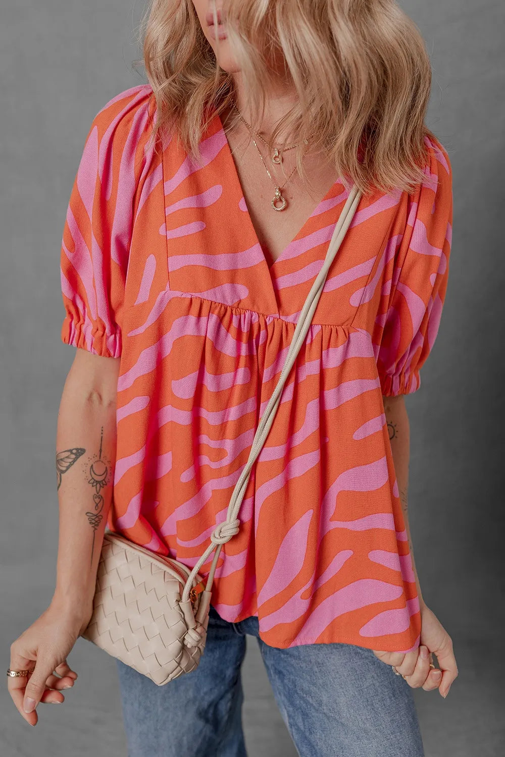 Zebra Stripe Print Ruched Cuff Half Sleeve Blouse -