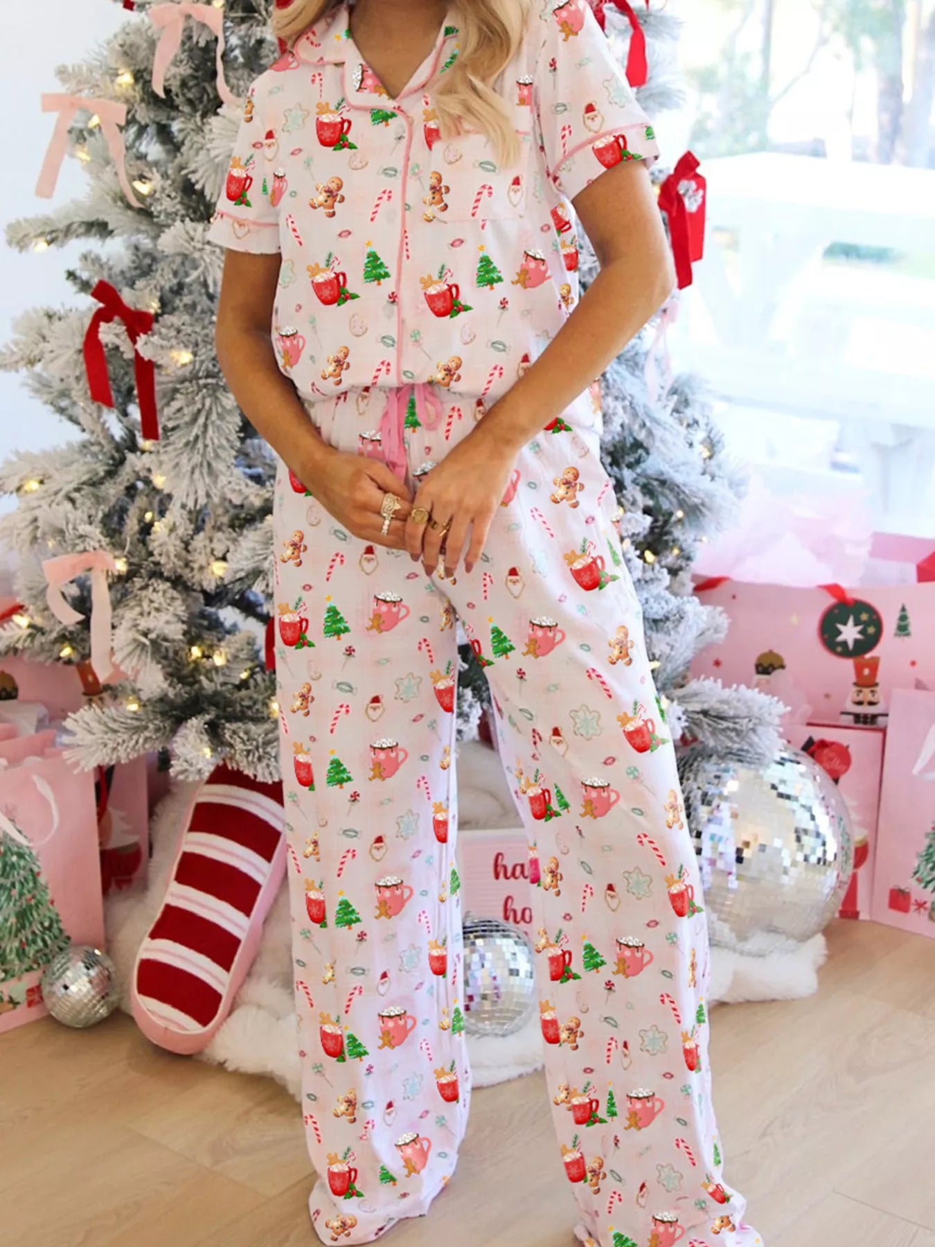 Holiday Print Short Sleeve Shirt and Pants Pajama Set - Blush Pink