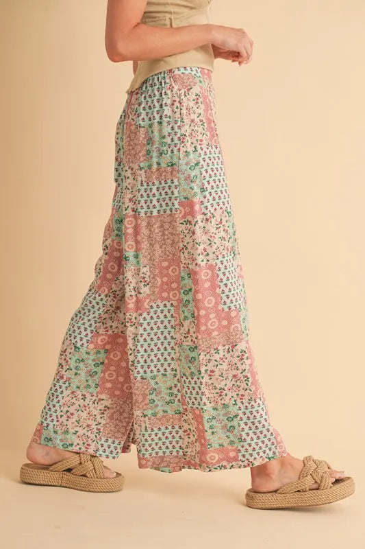 Printed Wide Leg Pants -
