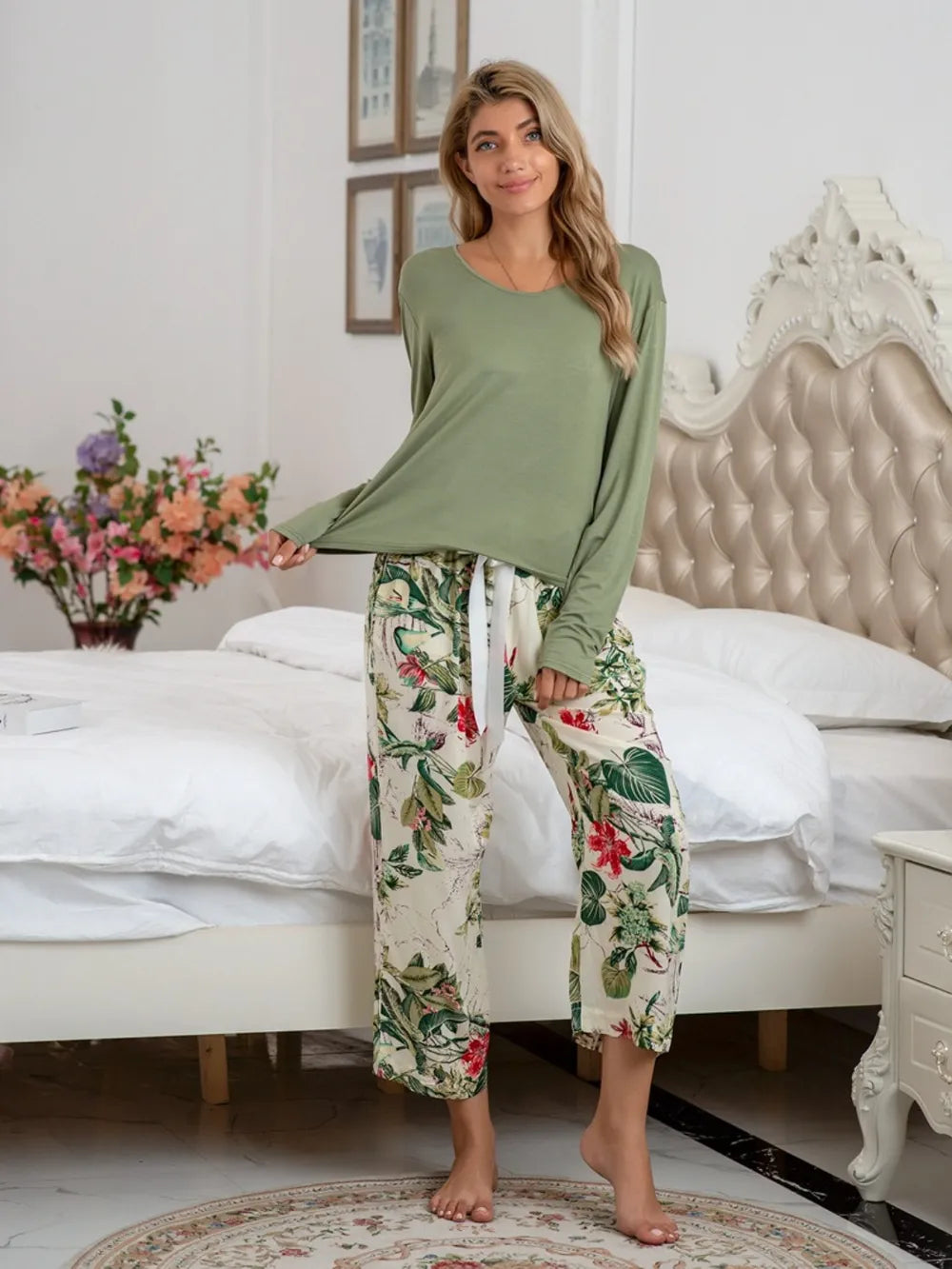Round Neck Top and Printed Pants Lounge Set -