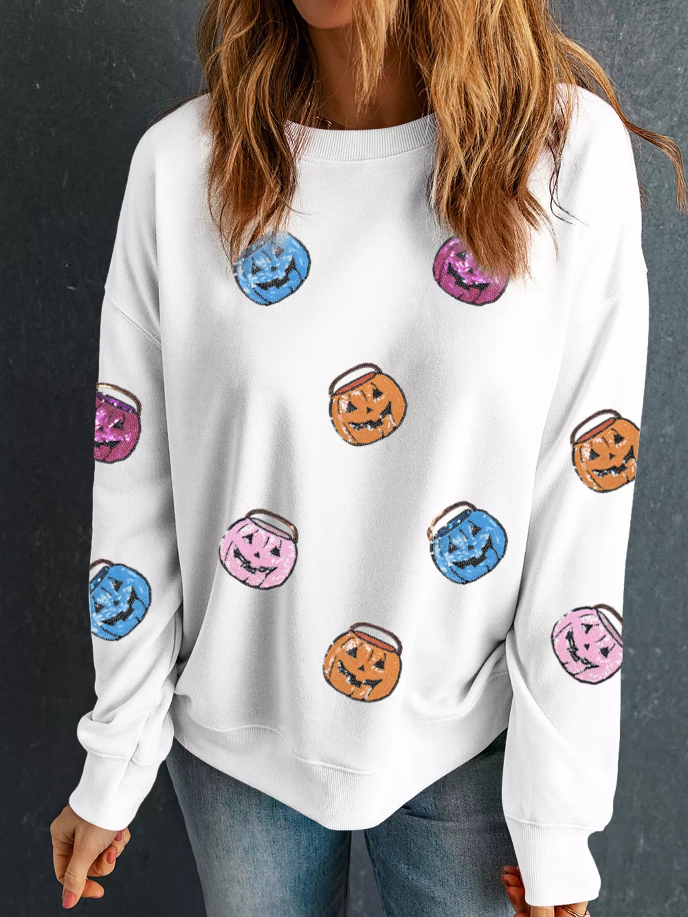 Pumpkin Lantern Sequin Patched Sweatshirt - White