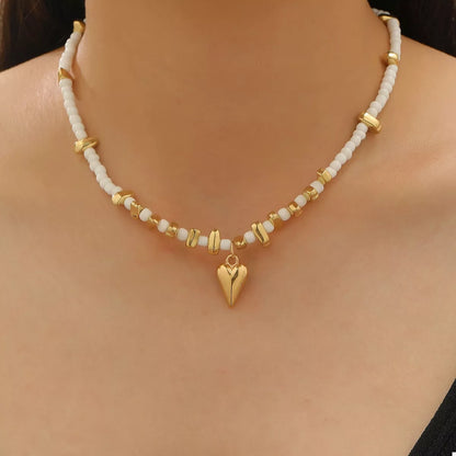 Pearl & Heart Pendant Necklace - Style A One Size