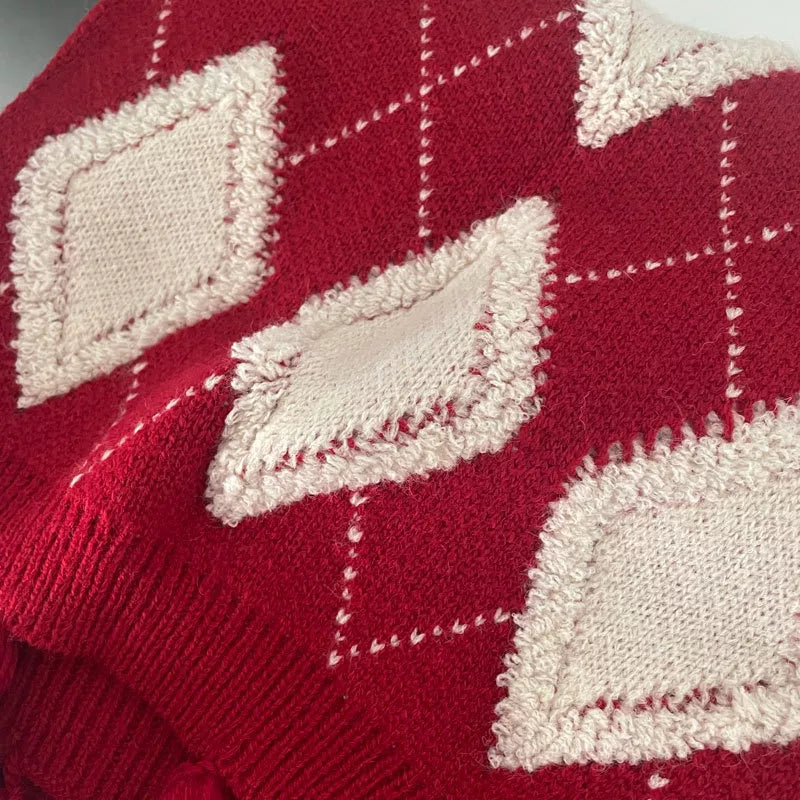 Diamond Pattern Knitted Tassel Scarf -