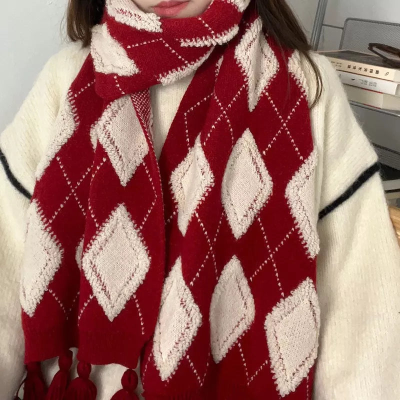 Diamond Pattern Knitted Tassel Scarf -