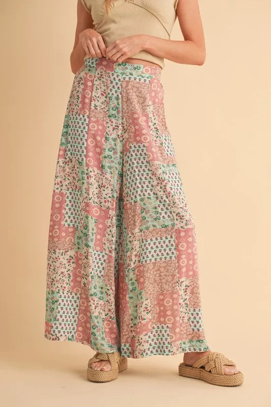 Printed Wide Leg Pants -