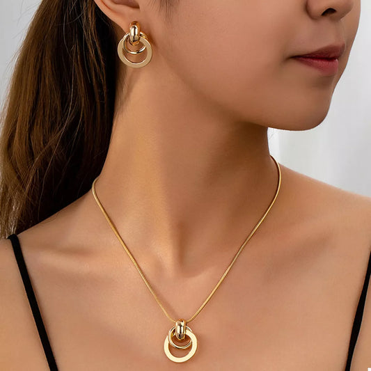 Gold-Plated Earrings and Pendant Necklace Jewelry Set - Gold One Size