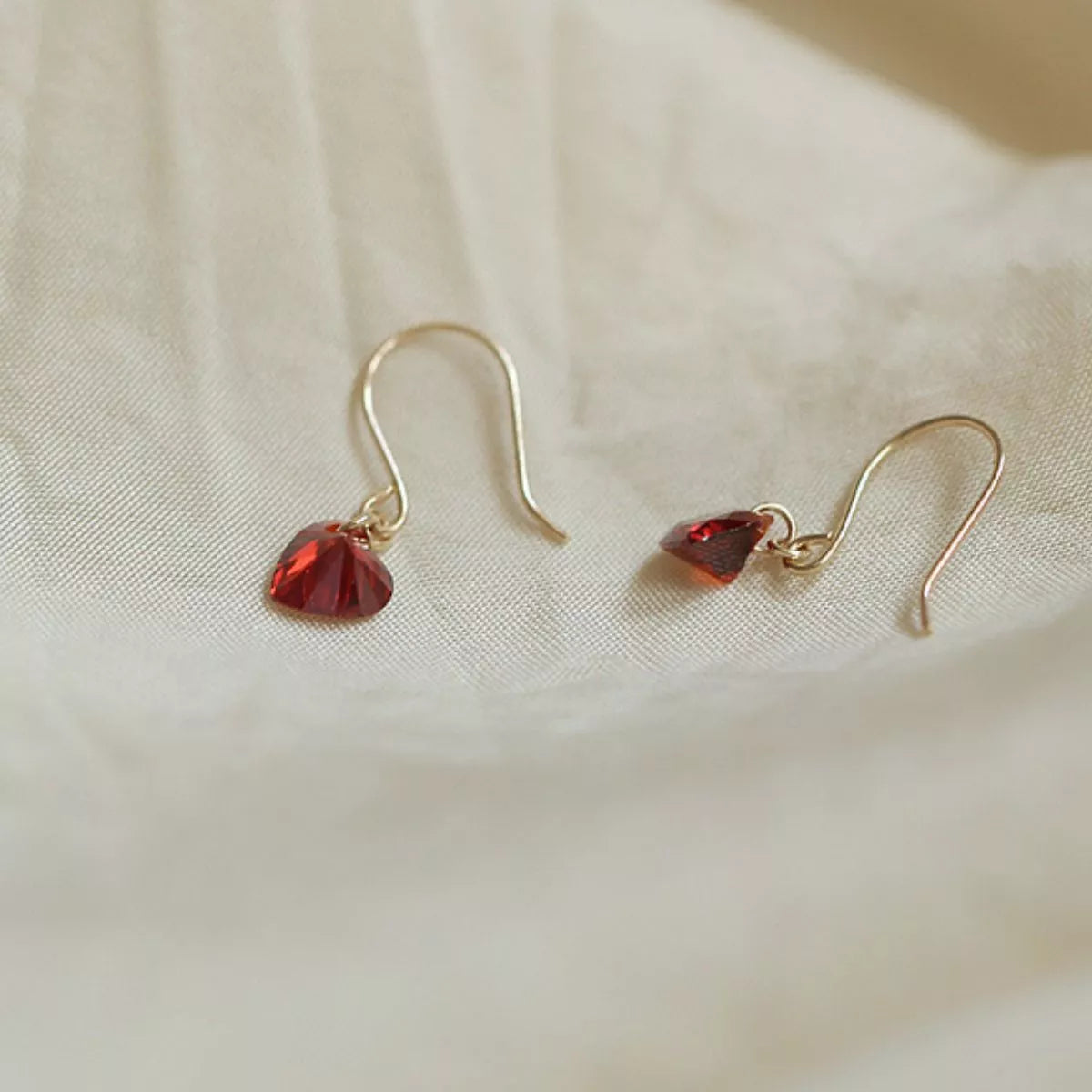 Zircon Heart Drop Earrings -