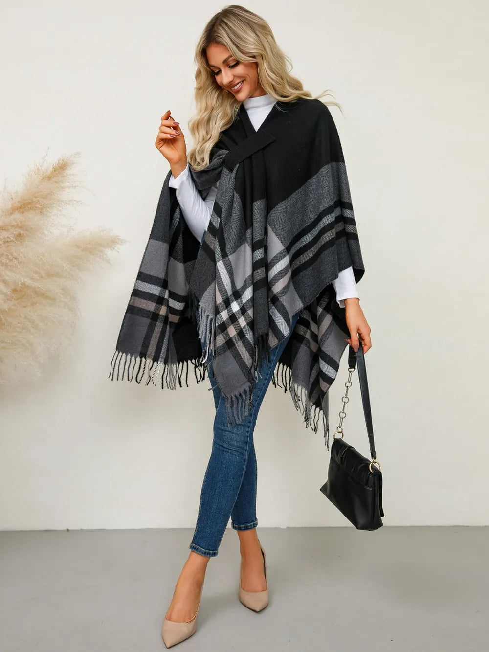Fringe Contrast Plaid Poncho - Black One Size