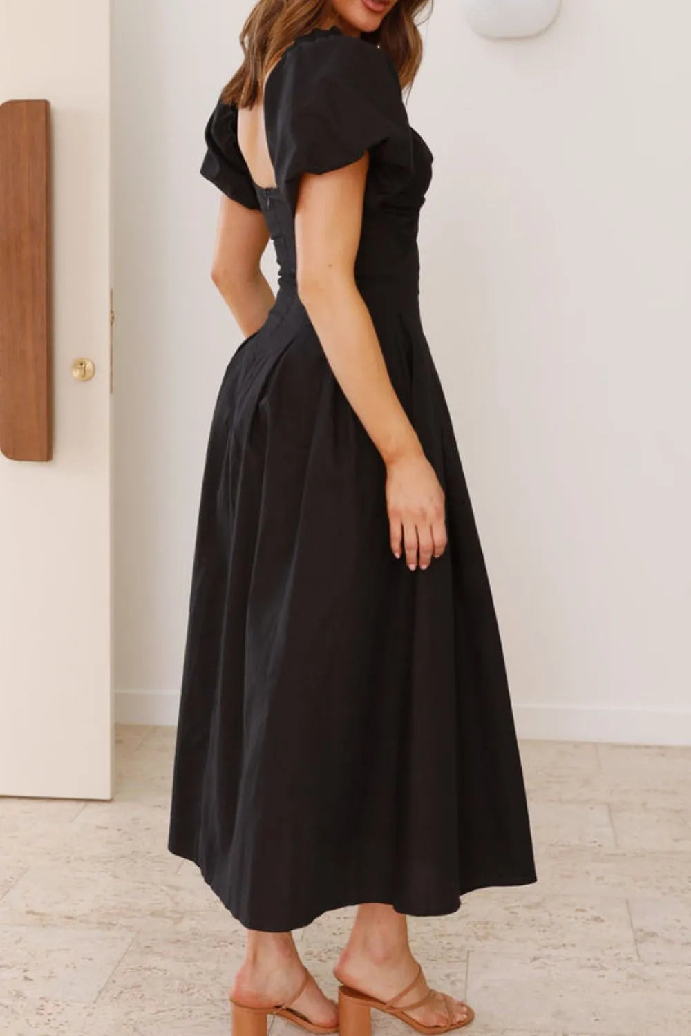 Sweetheart Neck Puff Sleeve Dress -