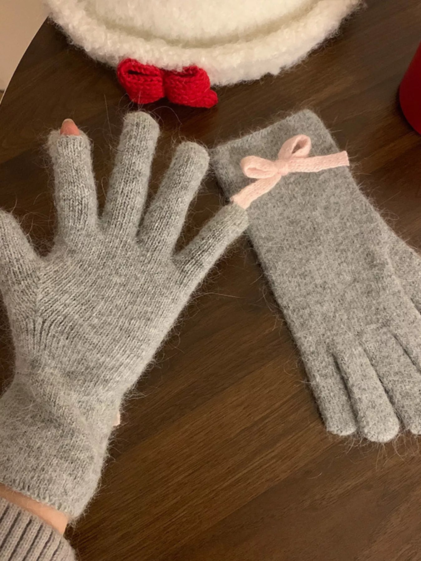 Bow-Accent Knit Gloves -