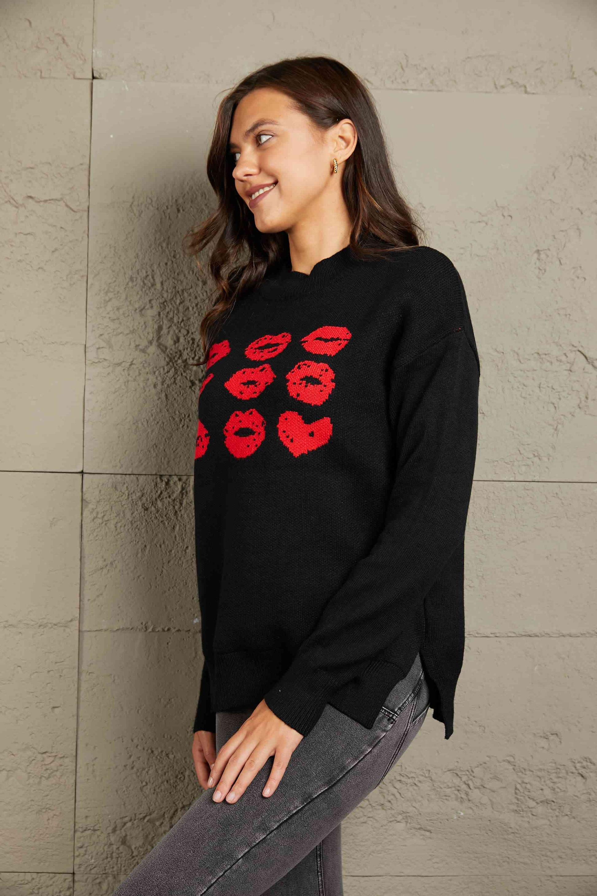 Lip Graphic Slit Dropped Shoulder Sweater - Black