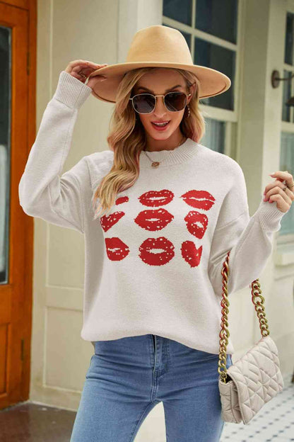 Lip Graphic Slit Dropped Shoulder Sweater - Cream