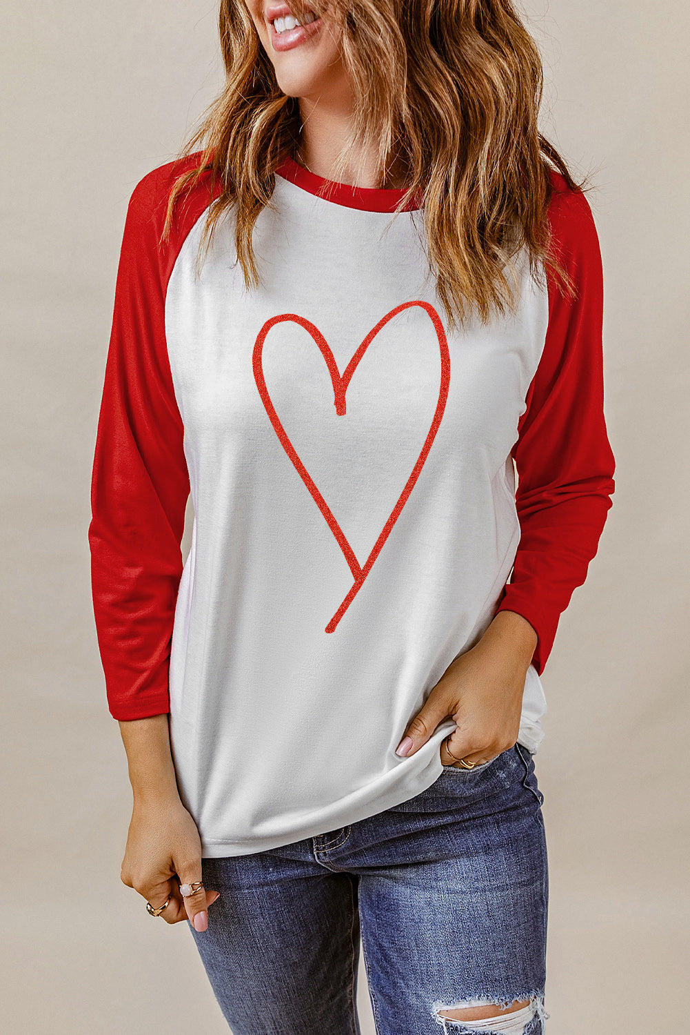 Contrast Heart Graphic Top | AdoreStarr