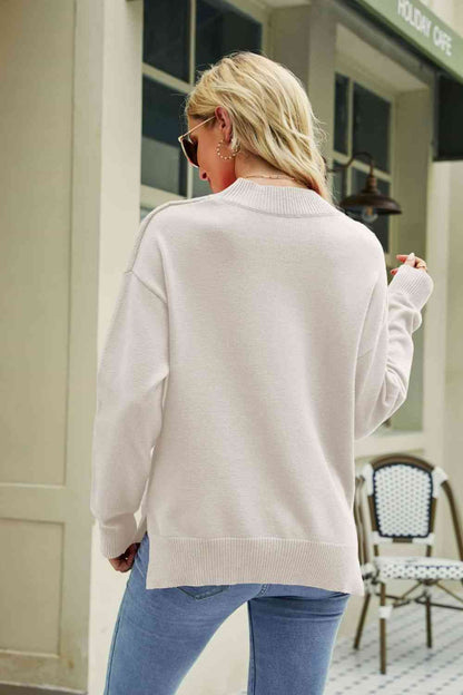 Lip Graphic Slit Dropped Shoulder Sweater - Cream